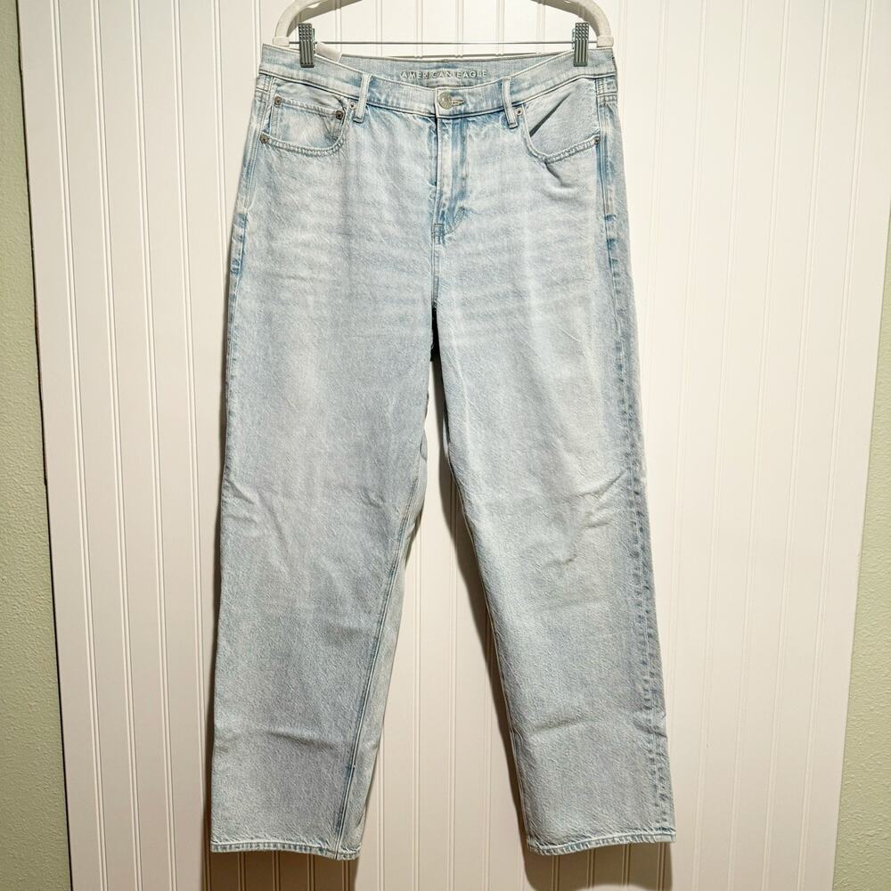 American Eagle 90s Straight Jeans Lightwash High Waisted Size 16